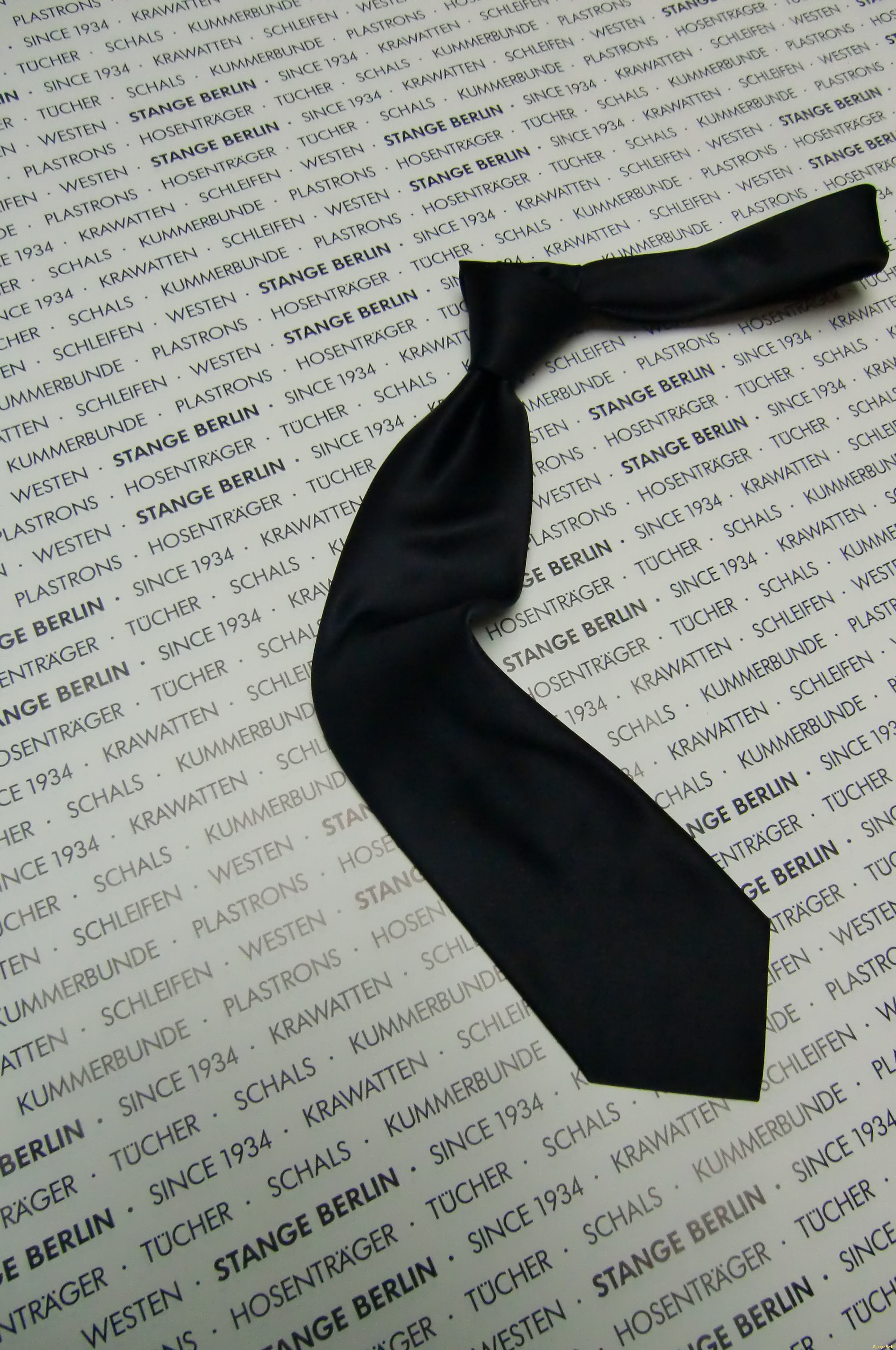 9000480 Krawatte 8,5 schwarz cm